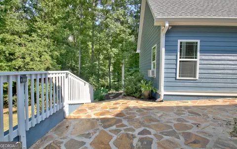 Exterior - 115 Laurel Forest Dr, Tyrone, GA 30290 photo 10 of 20