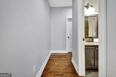 Entry Way - 115 Laurel Forest Dr, Tyrone, GA 30290 photo 5 of 17
