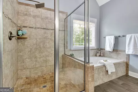 Bath - 115 Laurel Forest Dr, Tyrone, GA 30290 photo 5 of 11