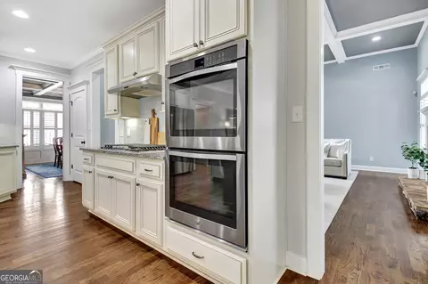 Kitchen - 115 Laurel Forest Dr, Tyrone, GA 30290 photo 3 of 5