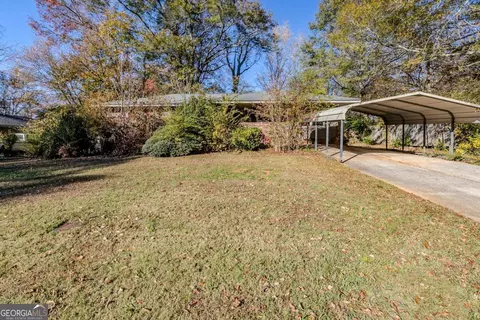 936 Green Valley Rd SW, Mableton, GA 30126
