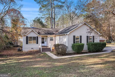 800 Meadowbrook Dr, Mcdonough, GA 30253