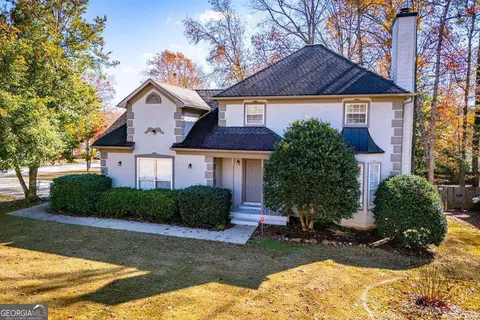 9671 Squirrel Wood Run, Douglasville, GA 30135