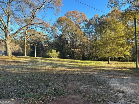 6157 Collins St NE, Covington, GA 30014