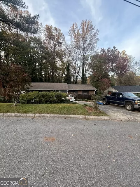 5623 Westhill Cir, Atlanta, GA 30349