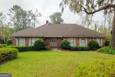 1014 Williamsburg Dr, Valdosta, GA 31602