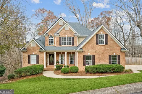 4713 Plantation Dr, Flowery Branch, GA 30542