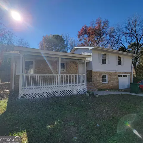 453 Allgood Cir, Stone Mountain, GA 30083
