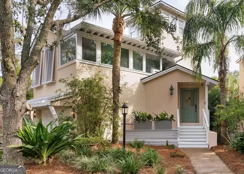 102 Mews Cir, St. Simons, GA 31522