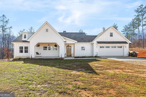 748 Langford Carey, Danielsville, GA 30633