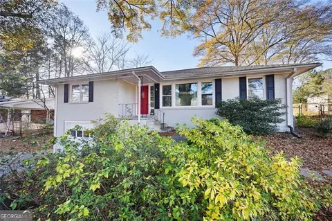 212 Normandy Dr, Marietta, GA 30064