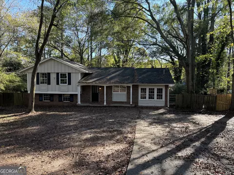 2523 Lake Jodeco Rd, Jonesboro, GA 30236