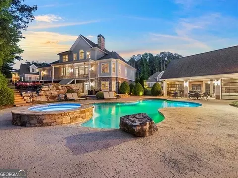 160 Manchester Ln, Villa Rica, GA 30180