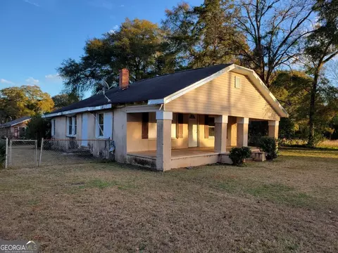 1310 Wf Ragin Dr, Perry, GA 31069