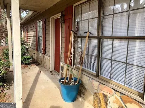 6874 Red Maple Dr, Rex, GA 30273 photo 3