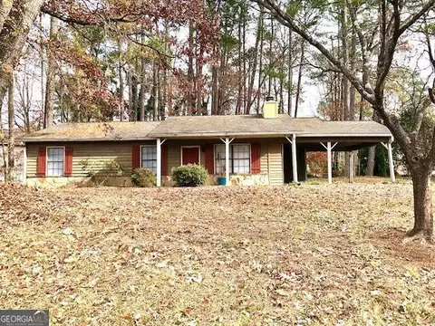 6874 Red Maple Dr, Rex, GA 30273