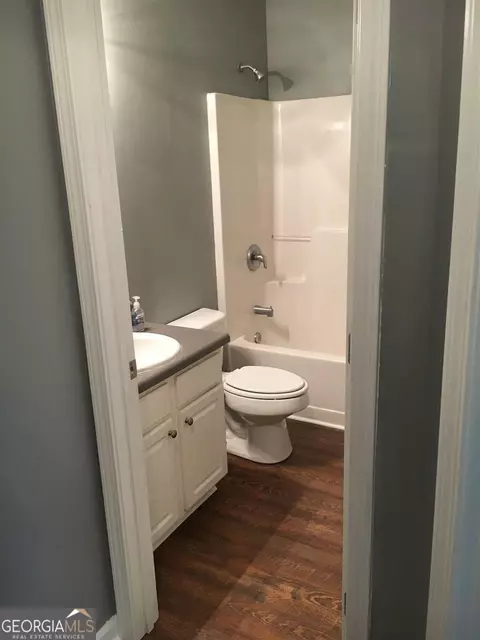 Bath - 160 Orchard Dr, Covington, GA 30014 photo 3 of 3