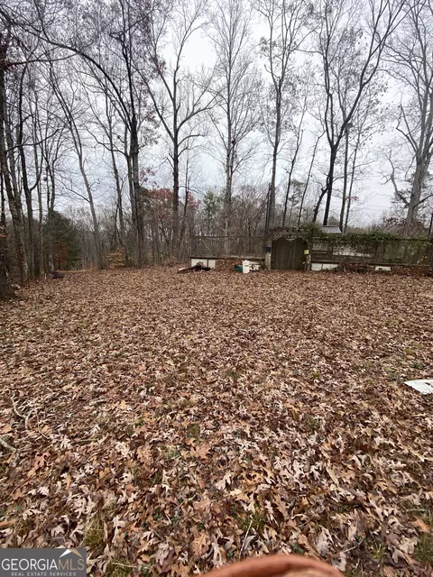 256 White Oak Trl, Jefferson, GA 30549