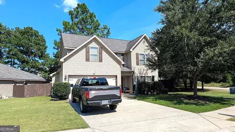 163 Sourwood Ln, Warner Robins, GA 31093