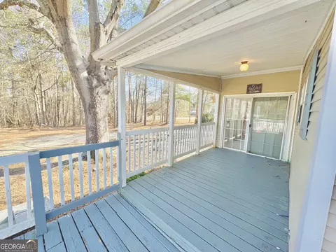 Exterior - 271 Canoochee Courthouse Rd, Claxton, GA 30417 photo 3 of 7