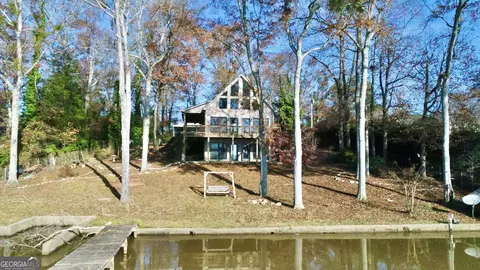 127 Weavers Lake Front Rd, Jackson, GA 30233