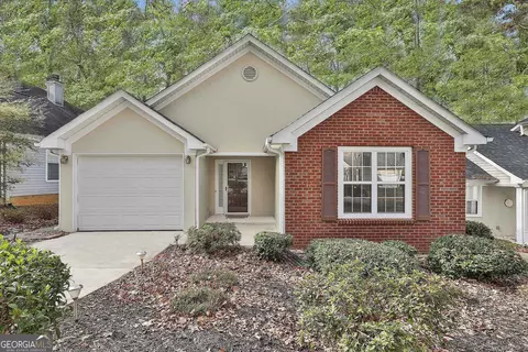 603 N Fairfield Dr, Peachtree City, GA 30269