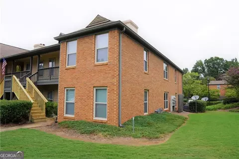 1701 Beaumont Cir, Duluth, GA 30096