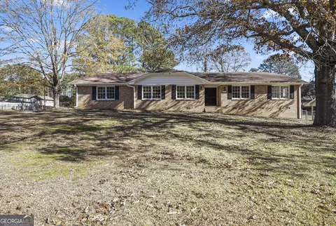 3056 Hidden Forest Dr, Snellville, GA 30078