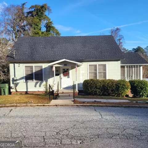 1521 55th St, Valley, AL 36854