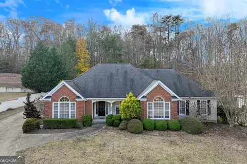 2671 Waters Edge Dr, Gainesville, GA 30504