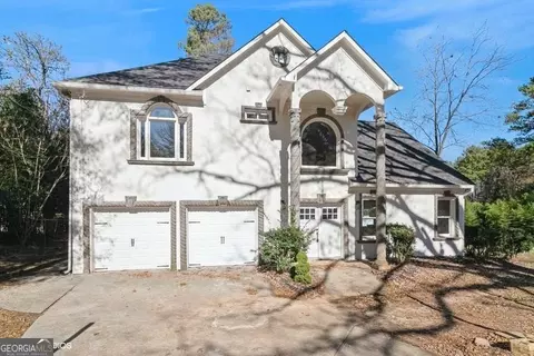 1301 S Deshon Rd, Lithonia, GA 30058