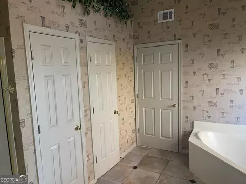 Bath - 3003 Canter Way, Duluth, GA 30097 photo 4 of 5
