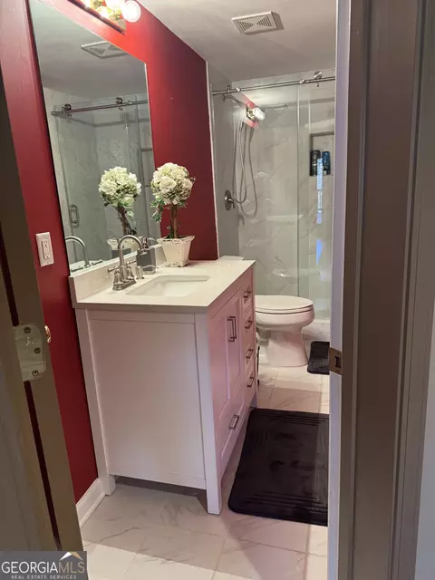 Bath - 3003 Canter Way, Duluth, GA 30097 photo 5 of 5