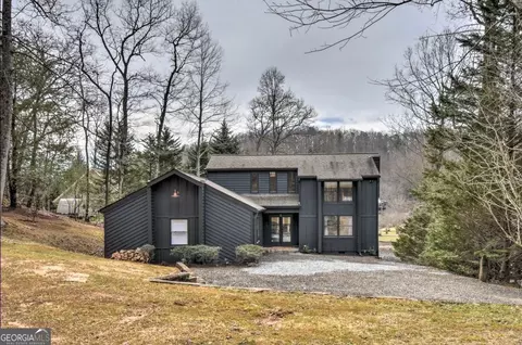 102 Landing Ln, Clayton, GA 30525