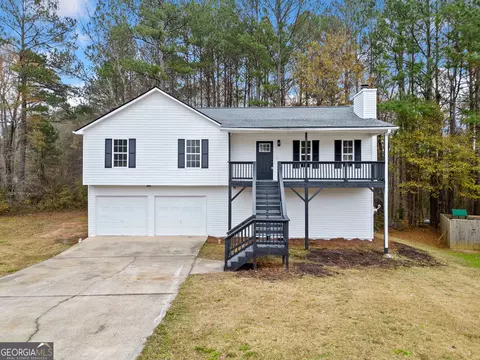 712 Newport Dr, Villa Rica, GA 30180