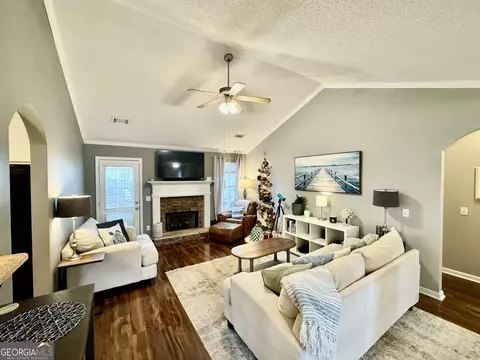 505 Timberwind Dr, Byron, GA 31008 photo 4