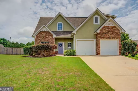 9028 Aldbury Dr, Locust Grove, GA 30248