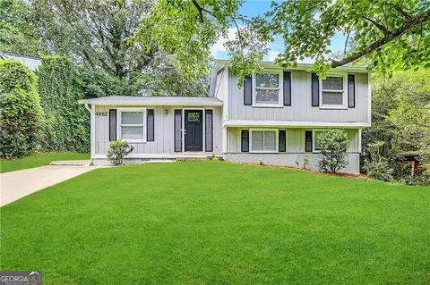 4982 Isle Royal Ct, Stone Mountain, GA 30088