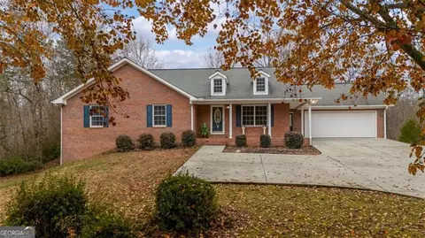 1201 Charlie Davis Rd, Cornelia, GA 30531