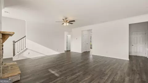 Living - 663 Edgar St, Hampton, GA 30228 photo 4 of 4