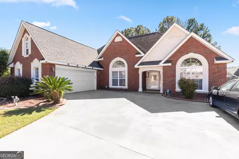 207 Estates Way, Warner Robins, GA 31088