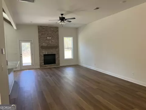 1748 Brownlee, Jackson, GA 30233 photo 5