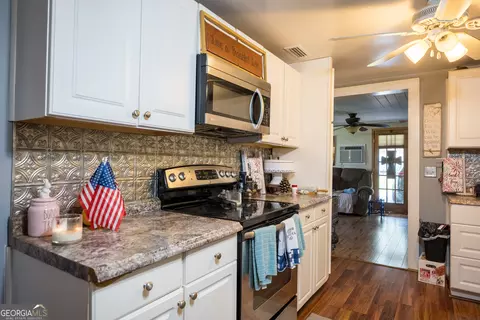 Kitchen - 32 Third Ave, Morven, GA 31638 photo 3 of 6