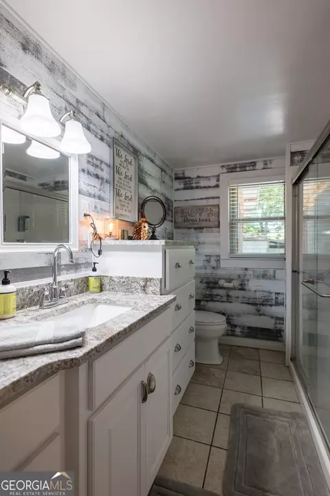 Bath - 32 Third Ave, Morven, GA 31638 photo 2 of 3