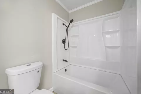 Bath - 405 Golf Course Rd, Demorest, GA 30535 photo 5 of 6