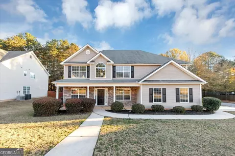 202 Millstone Dr, Hampton, GA 30228