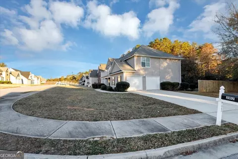 202 Millstone Dr, Hampton, GA 30228 photo 4