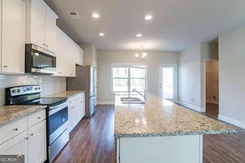 185 Orchard Dr, Covington, GA 30014 photo 4