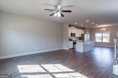185 Orchard Dr, Covington, GA 30014 photo 9