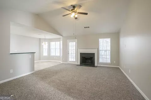 6959 Biscayne Blvd, Rex, GA 30273 photo 4